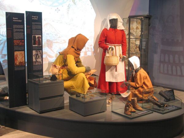 Skomagerfamilie fra udstillingen på Museum Østjylland